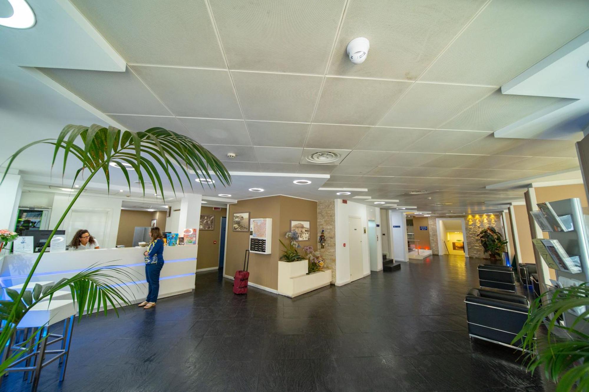 Cristal Hotel Palermo — Photos 2